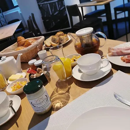 The Wise House Hotel